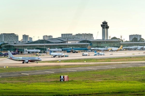 Test et avis sur les applications de bons plans touristiques